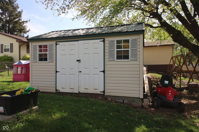 5041 Norcroft Dr, Indianapolis, IN 46221 - view of shed featuring fence