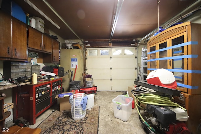 5041 Norcroft Dr, Indianapolis, IN 46221 - view of garage