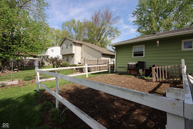 5041 Norcroft Dr, Indianapolis, IN 46221 - view of yard featuring fence