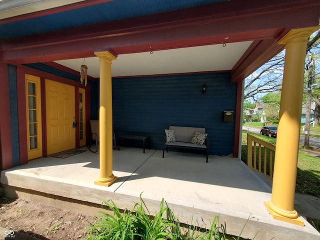 1050 Jefferson Ave, Indianapolis, IN 46201 - view of patio featuring a porch