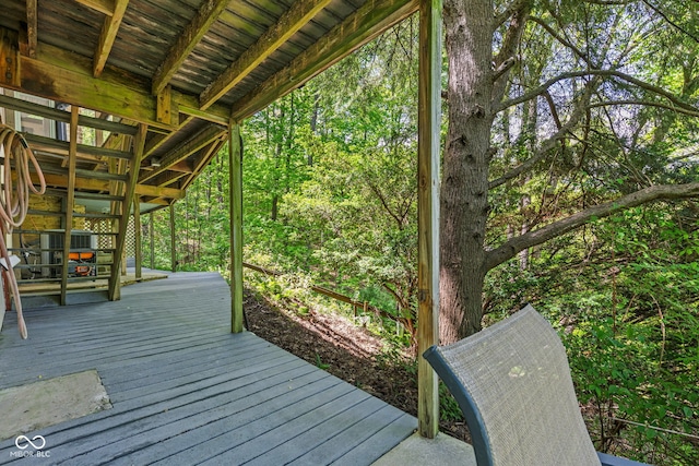1686 Borders Rd, Nashville, IN 47448 - view of deck