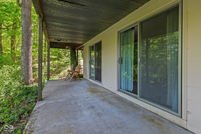1686 Borders Rd, Nashville, IN 47448 - view of patio