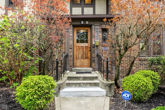 5124 N Capitol Ave, Indianapolis, IN 46208 - entrance to property featuring brick siding and stucco siding