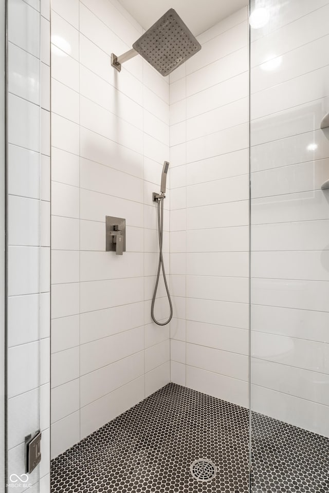 5124 N Capitol Ave, Indianapolis, IN 46208 - bathroom featuring a shower stall