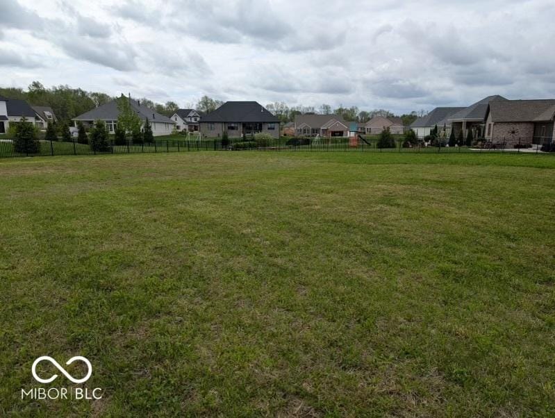 5554 Harness Dr, Greenwood, IN 46143 - photo 3