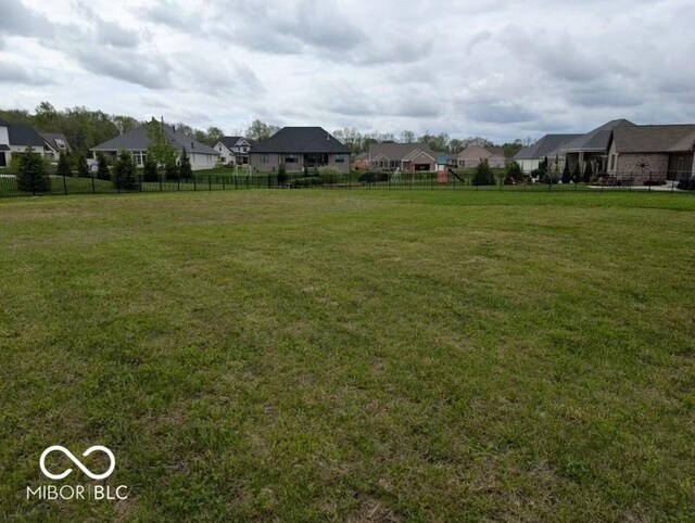 5554 Harness Dr, Greenwood, IN 46143 - photo 3