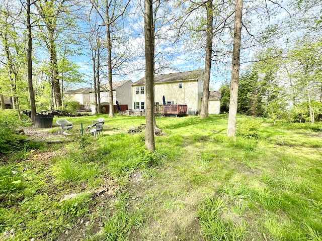 4223 Kestrel Ct, Indianapolis, IN 46254 - view of yard featuring a deck