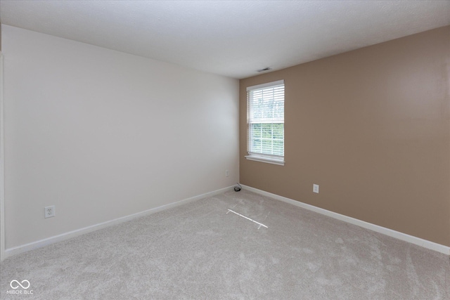 6516 Amherst Way, Zionsville, IN 46077 - unfurnished room featuring light colored carpet