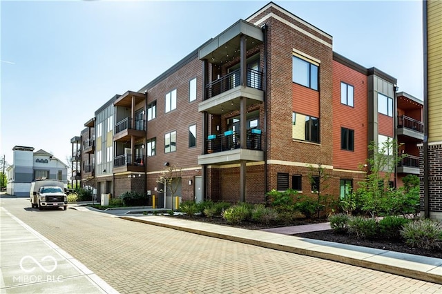 622 E 10th St Unit 212, Indianapolis, IN 46202 - view of building exterior