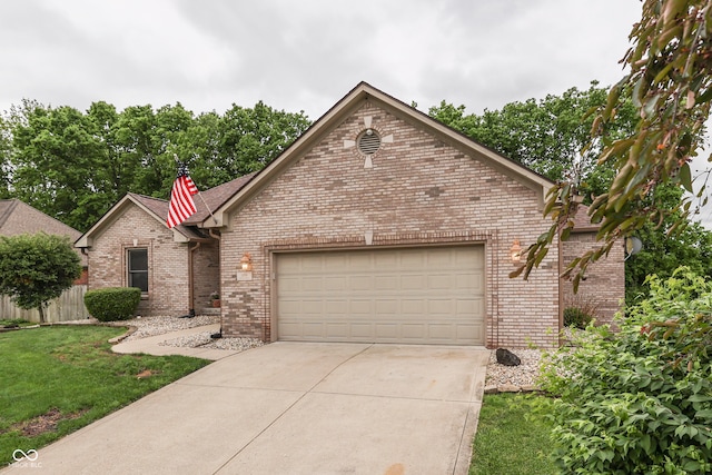 5499 Steven Dr, Greenwood, IN 46142 - photo 4