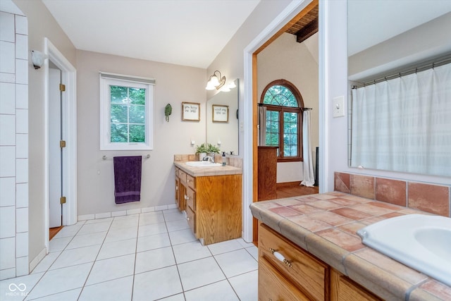 4401 W Hunters Ridge Ln W, Greenwood, IN 46143 - full bath featuring tile patterned flooring and vanity
