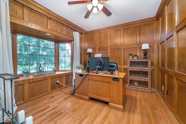 4401 W Hunters Ridge Ln W, Greenwood, IN 46143 - office area featuring ceiling fan, light wood-type flooring, and visible vents