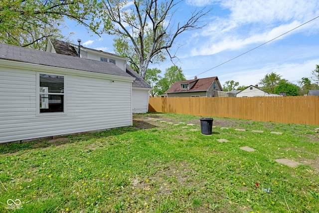 555 S Auburn St, Indianapolis, IN 46241 - view of yard featuring fence