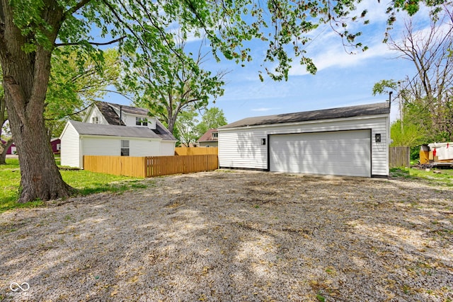 555 S Auburn St, Indianapolis, IN 46241 - detached garage with fence
