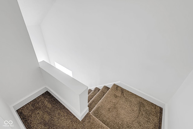 555 S Auburn St, Indianapolis, IN 46241 - view of stairway