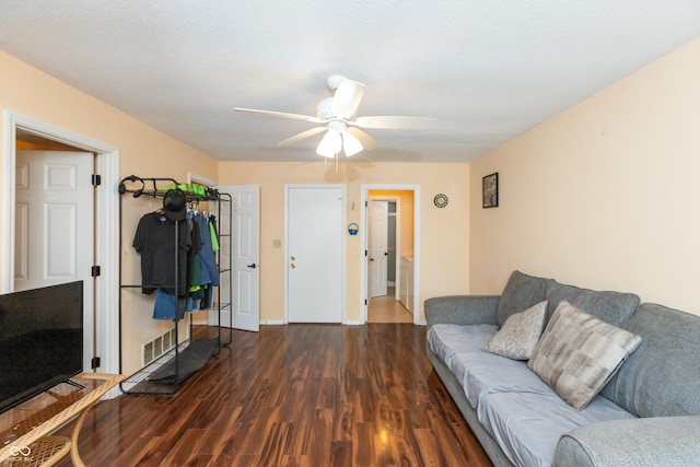 3131 Stillmeadow Dr, Indianapolis, IN 46214 - photo 14