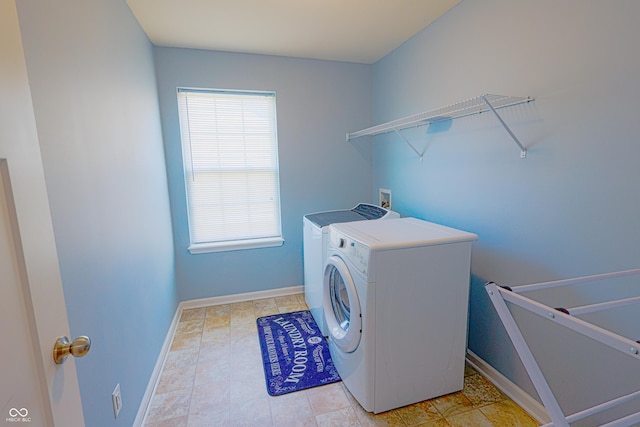 9993 Pepper Tree Ln, Noblesville, IN 46060 - laundry room featuring laundry area, baseboards, and independent washer and dryer