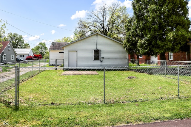 1020 E Sixth St, Greenfield, IN 46140 - view of home's exterior