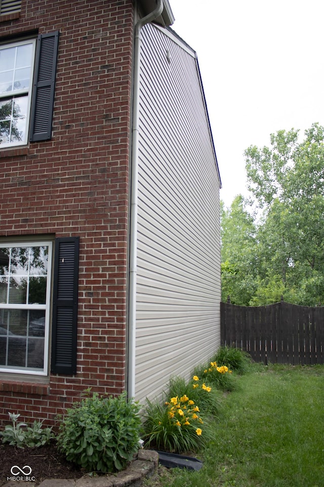 8912 Hosta Way, Indianapolis, IN 46113 - view of property exterior with brick siding