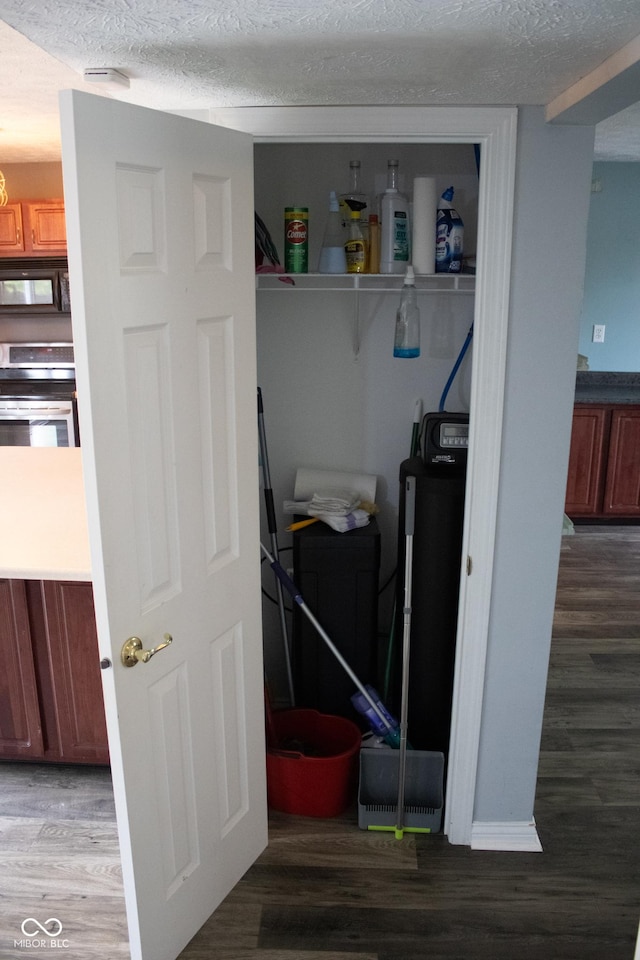 8912 Hosta Way, Indianapolis, IN 46113 - view of pantry