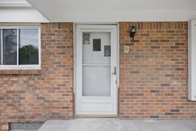 1116 Heatherwood Dr, Indianapolis, IN 46241 - entrance to property featuring brick siding