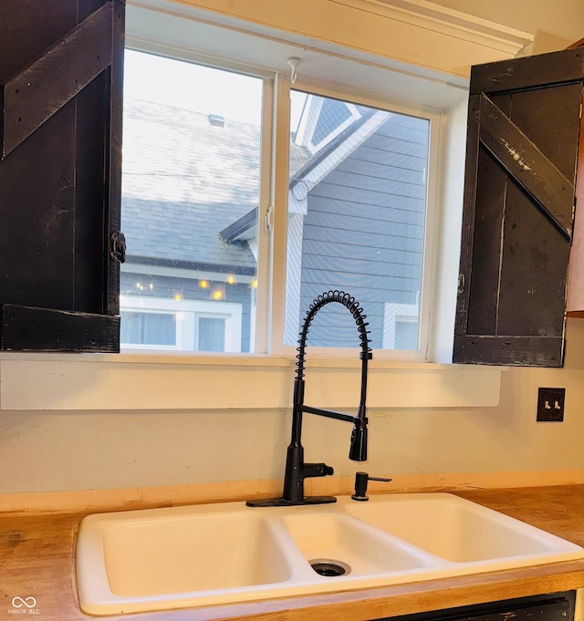 details with a sink