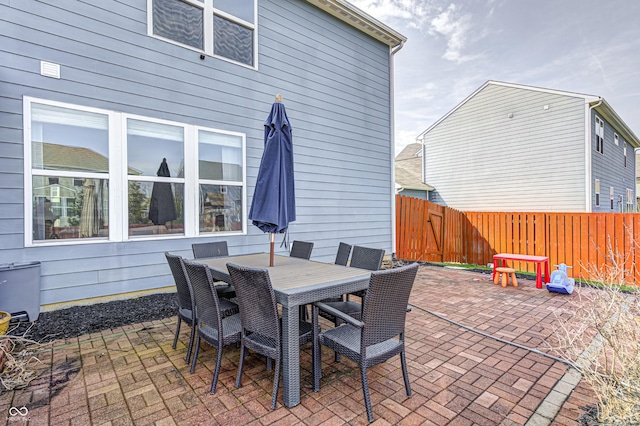 14584 Hinton Dr, Fishers, IN 46037 - view of patio with fence