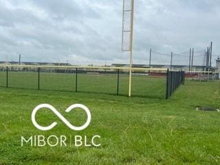 1710 S Birch St, Muncie, IN 47302 - view of yard featuring fence