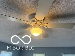 1710 S Birch St, Muncie, IN 47302 - details with a textured ceiling