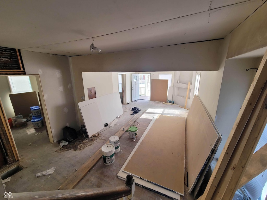 104 N Chester Ave, Indianapolis, IN 46201 - interior space