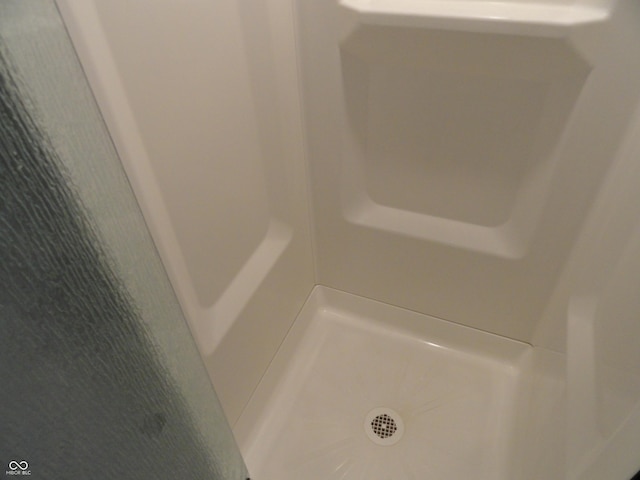 3426 Ireland Dr, Indianapolis, IN 46235 - bathroom with a stall shower