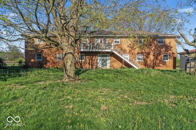 3200 Raible Ave, Anderson, IN 46011 - back of property with stairway and a deck