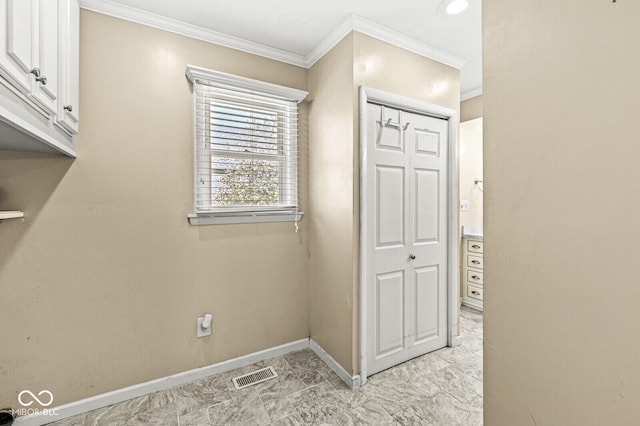 315 W High St, Pendleton, IN 46064 - hall with ornamental molding and baseboards