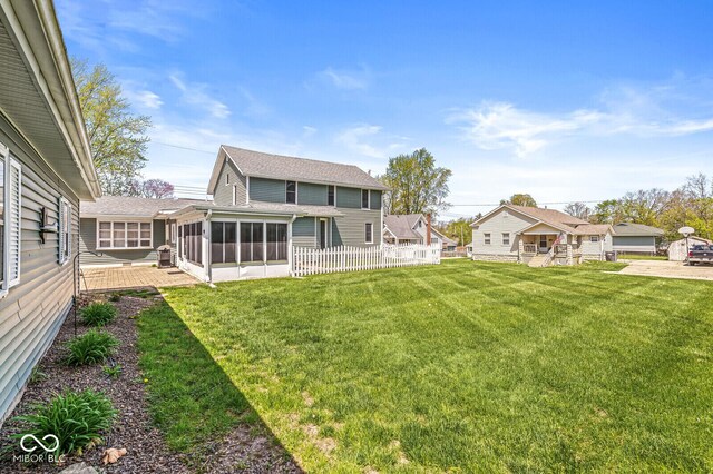 315 W High St, Pendleton, IN 46064 - view of yard with a sunroom