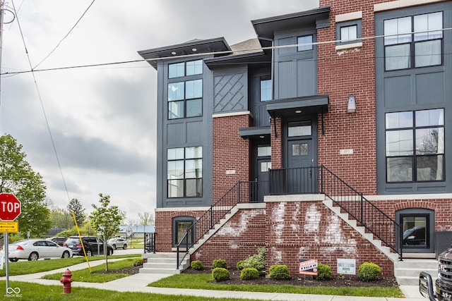 401 Jersey St, Westfield, IN 46074 - view of front facade featuring brick siding