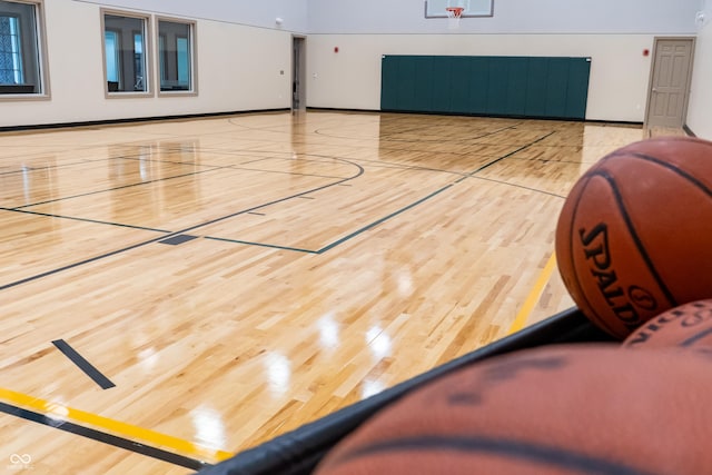 11064 Hamilton Run, Zionsville, IN 46077 - view of sport court with community basketball court