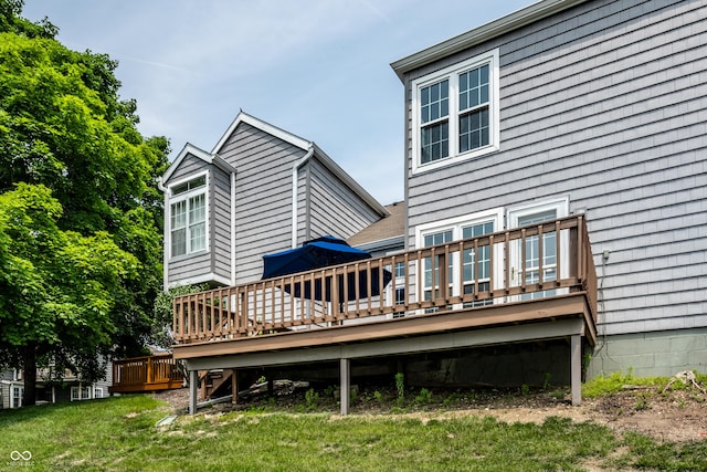 2823 Somerset Bay, Indianapolis, IN 46240 - rear view of property featuring a wooden deck