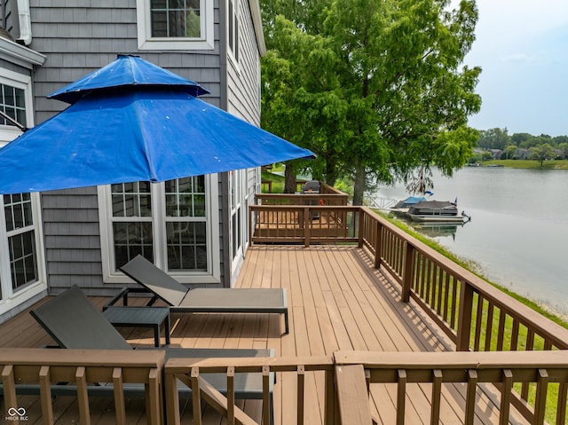 2823 Somerset Bay, Indianapolis, IN 46240 - deck featuring a water view