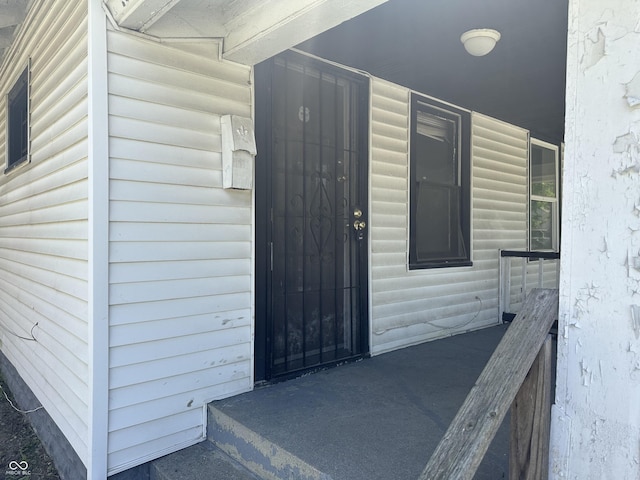 1513 N Kealing Ave, Indianapolis, IN 46201 - entrance to property featuring covered porch