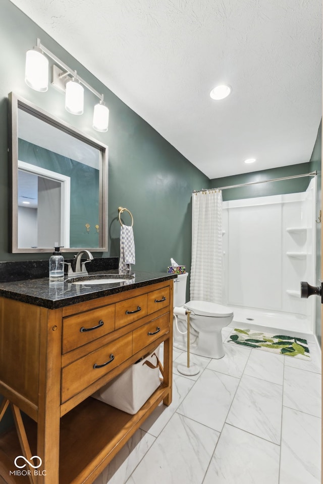 bathroom featuring vanity, marble finish floor, toilet, recessed lighting, and a shower with curtain