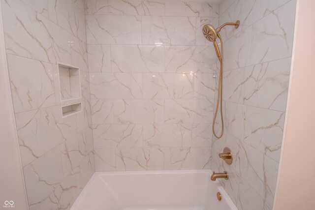 12520 E Stanley Rd, Selma, IN 47383 - full bathroom featuring shower / washtub combination