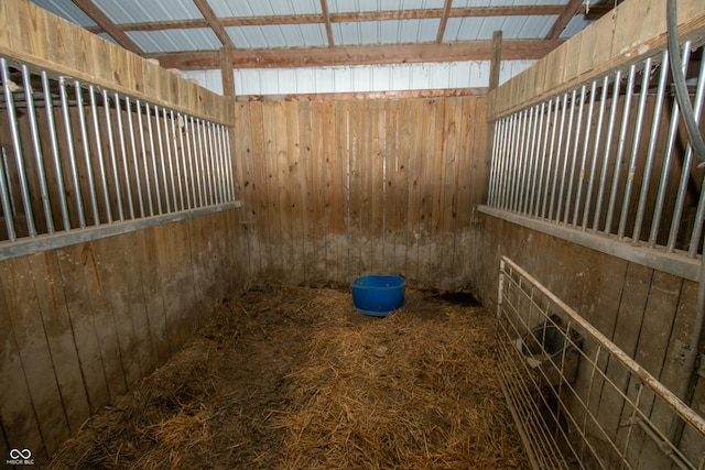 12520 E Stanley Rd, Selma, IN 47383 - view of horse barn
