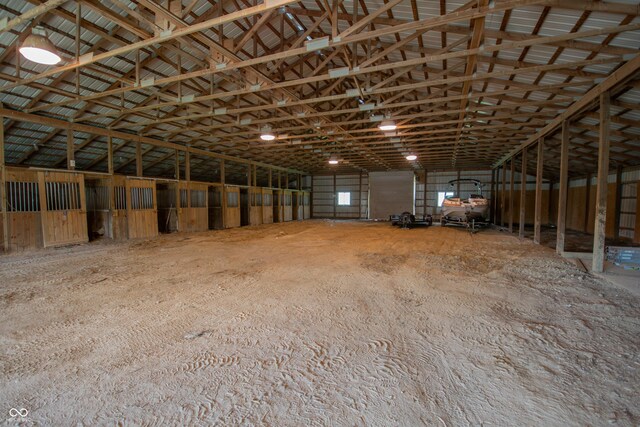 12520 E Stanley Rd, Selma, IN 47383 - view of horse barn