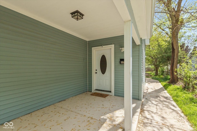 view of entrance to property