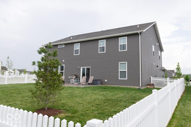 9176 Springbrook Dr, Pendleton, IN 46064 - rear view of house featuring a patio