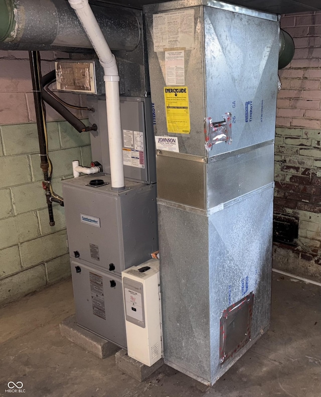 155 N Franklin Rd, Indianapolis, IN 46219 - utilities featuring heating unit