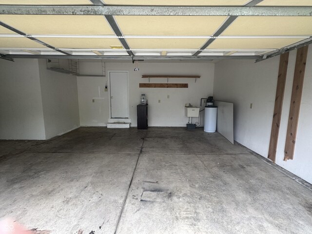 317 Legacy Blvd, Greenwood, IN 46143 - garage with a sink
