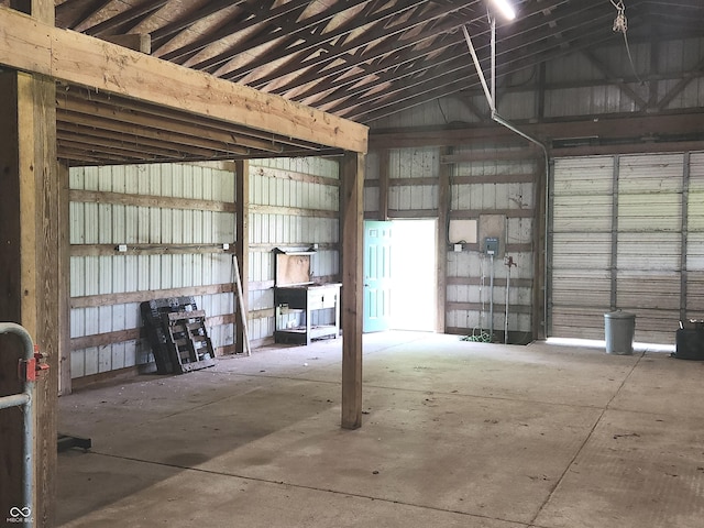 9909 E Mcgregor Rd, Indianapolis, IN 46259 - view of garage