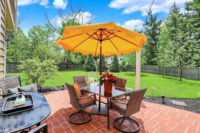view of patio featuring outdoor dining space