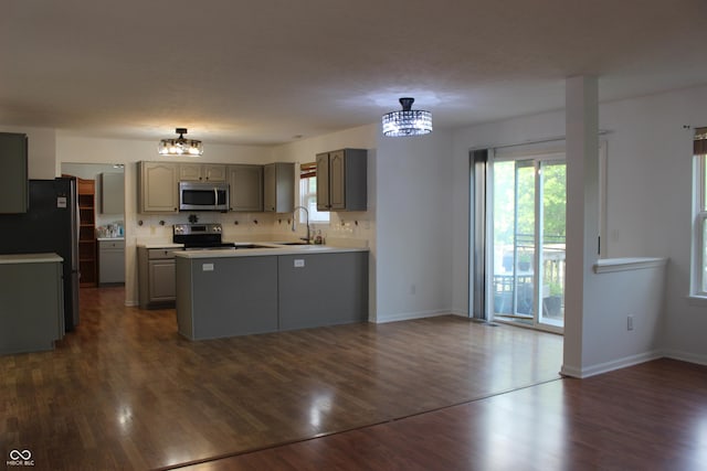 8551 Walden Trace Dr, Indianapolis, IN 46278 - kitchen with stainless steel appliances, gray cabinets, a sink, and healthy amount of natural light